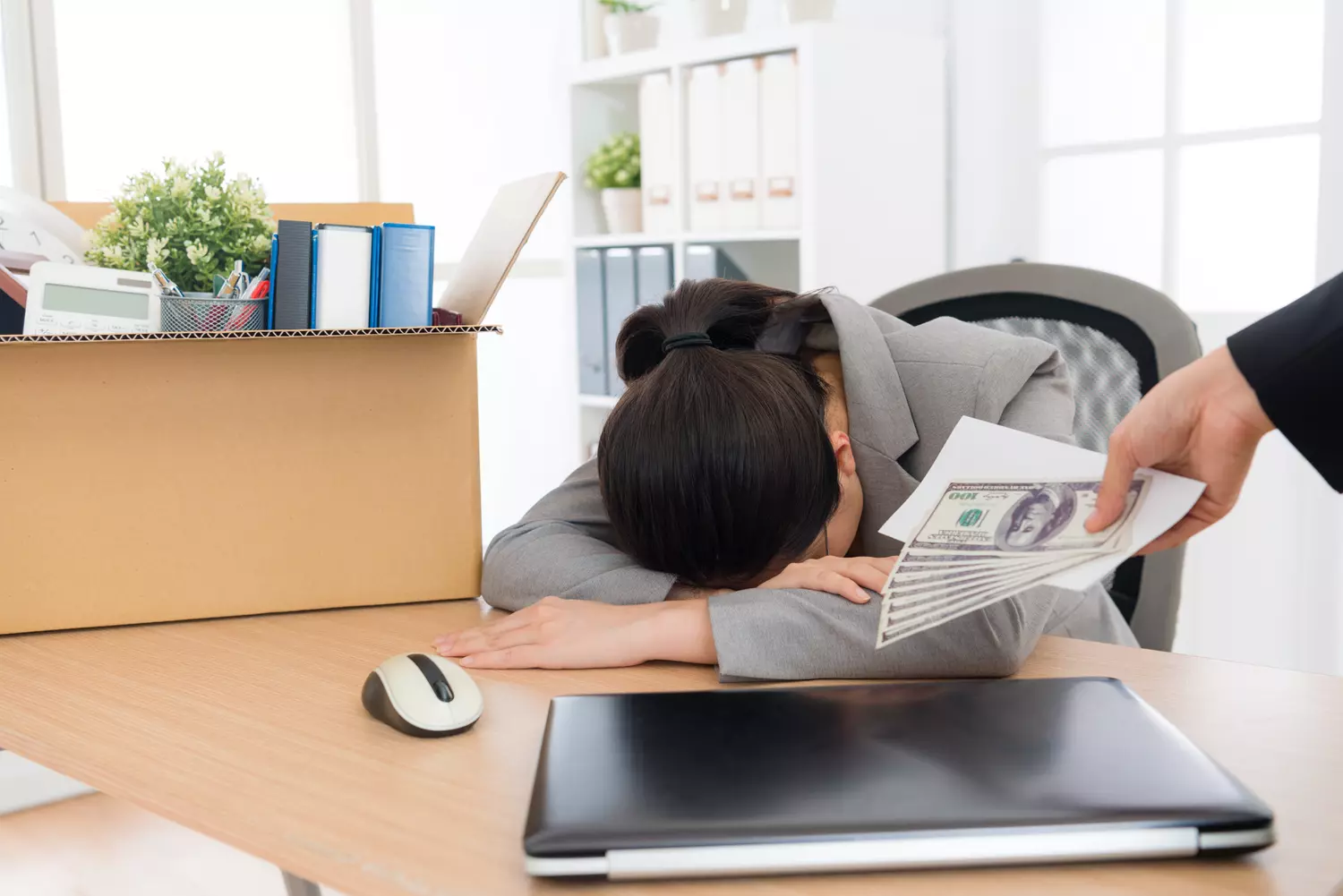Rétrogradation au travail : Quels sont vos droits et recours ?
