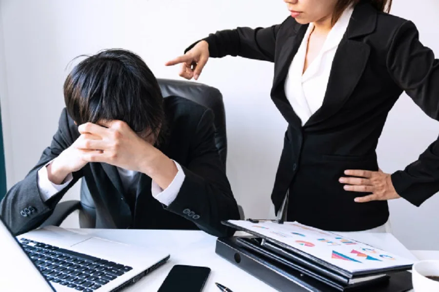 Attention aux risques cachés dans les contrats de travail !