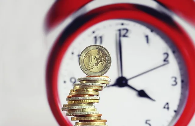 Comment fonctionne la majoration de salaire pour les heures supplémentaires?