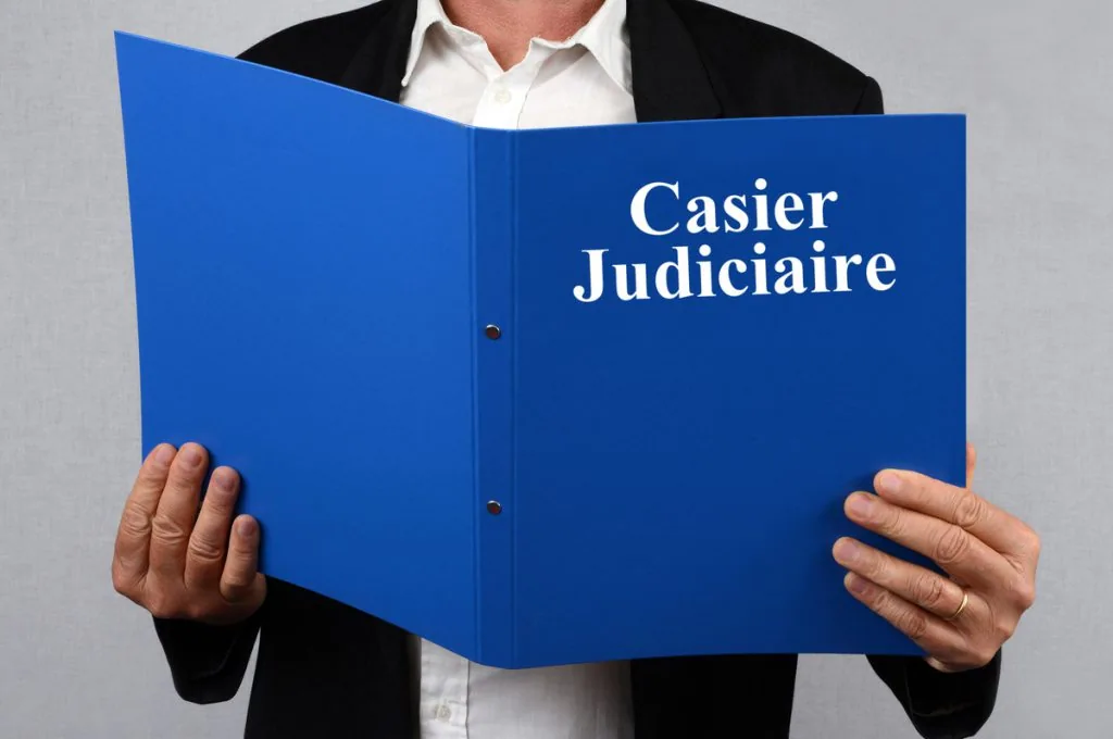 Je souhaite faire effacer mon casier judiciaire ! Comment ça marche ?