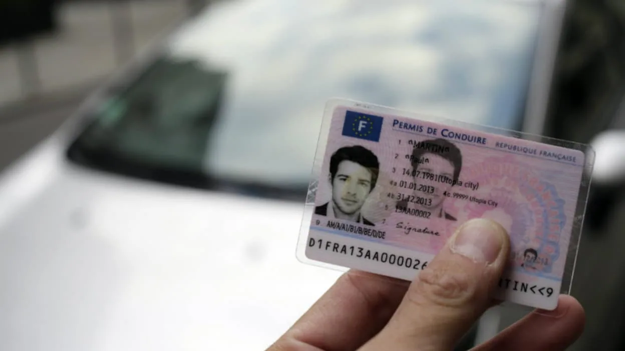 Conduire en France avec un permis étranger (hors UE) ! Comment ça marche (2023)?