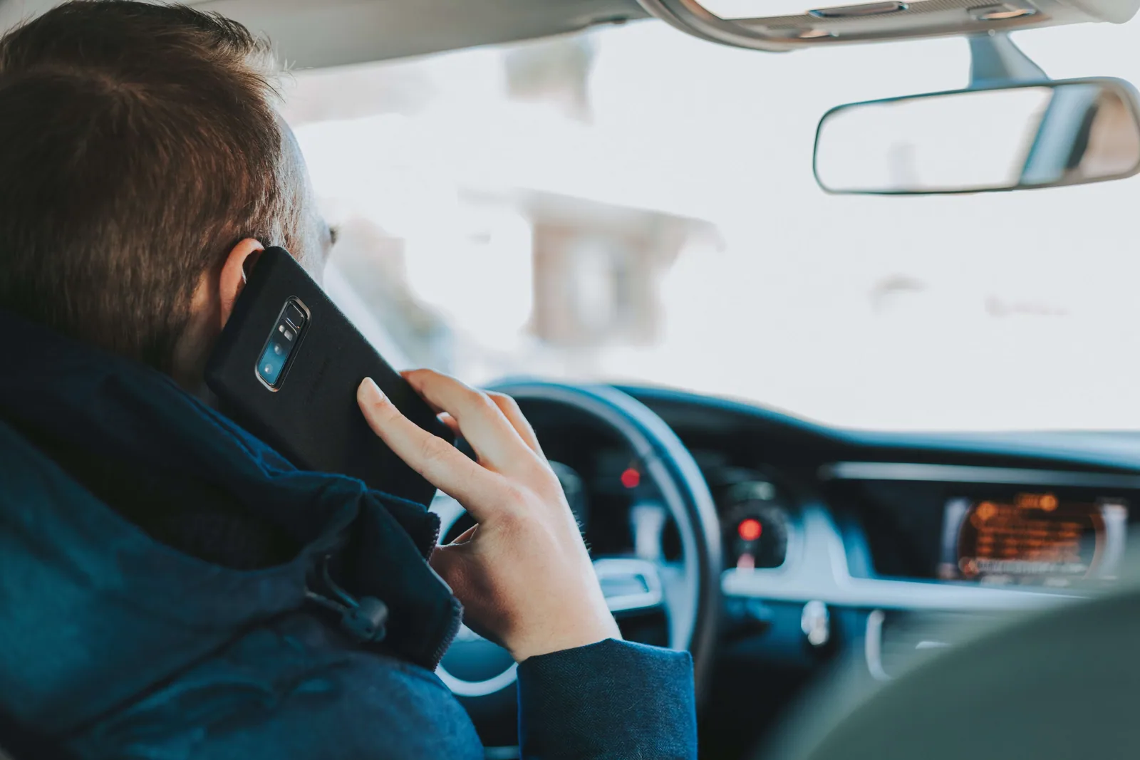 Conduire avec des écouteurs Bluetooth ?